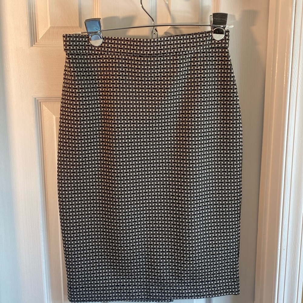 Ann Taylor XS skirt